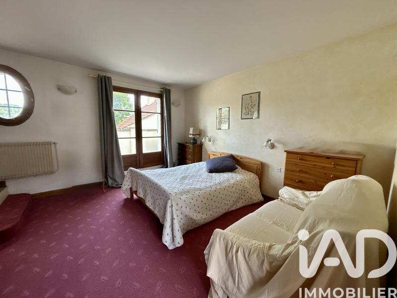 Maison - 229 m² - 8 pièces