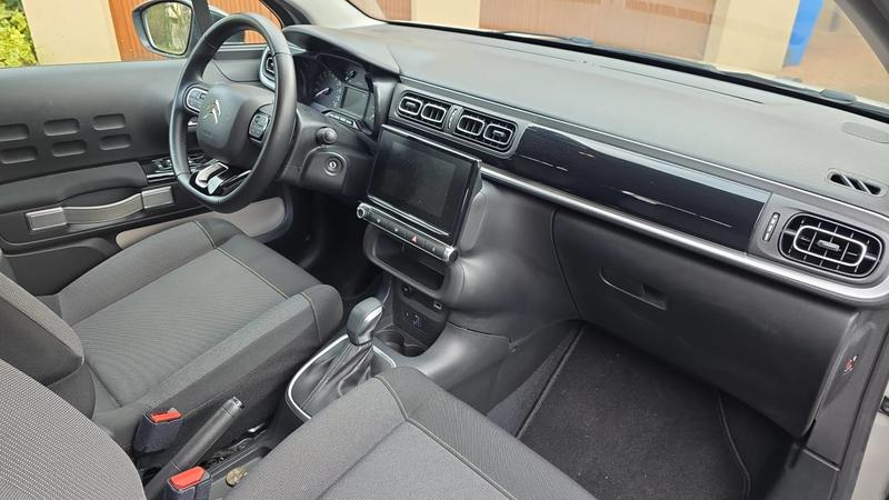 Citroën C3 1.2 PureTech 110 Eat6 Shine - Première main Entretien constructeur