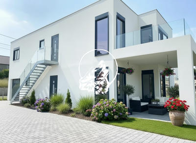 Appartement - 105 m² - 4 pièces