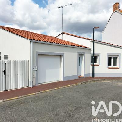 Maison - 96 m² - 5 pièces