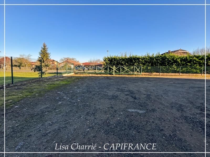 Bureau - 949 m² - 8 pièces