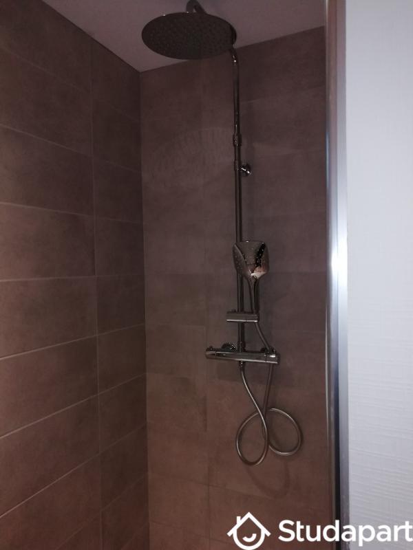 Chambre - 9 m² - 1 pièce