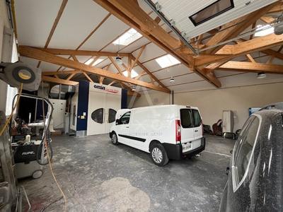 Local d'activités - 730 m²