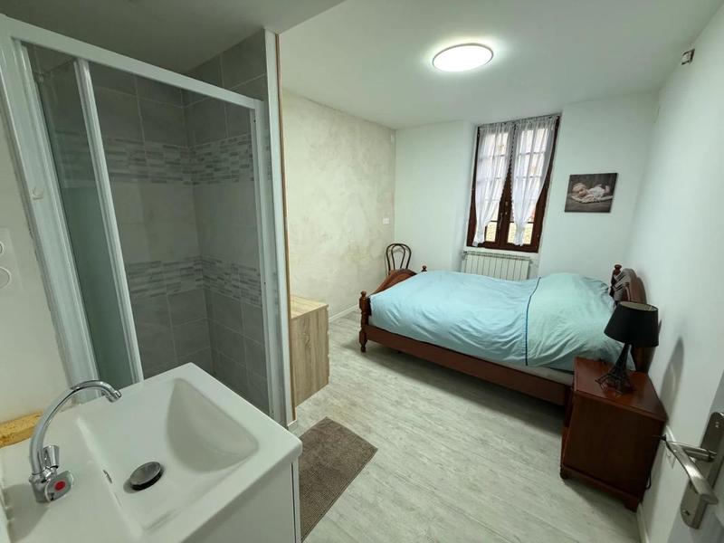 Maison - 201 m² - 6 pièces