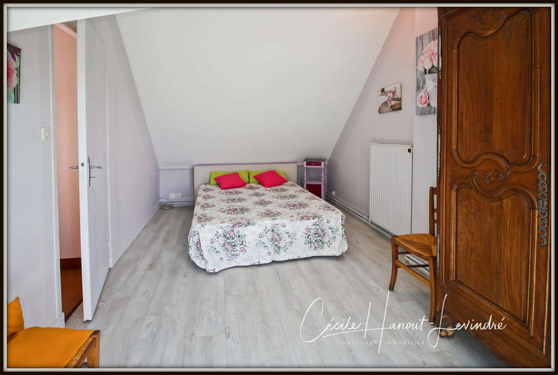 Maison - 110 m² - 6 pièces