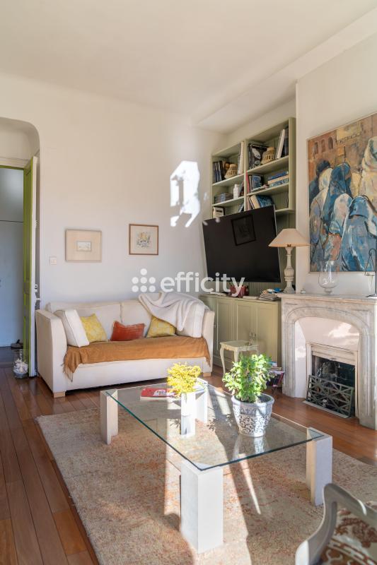 Appartement - 144 m² - 6 pièces