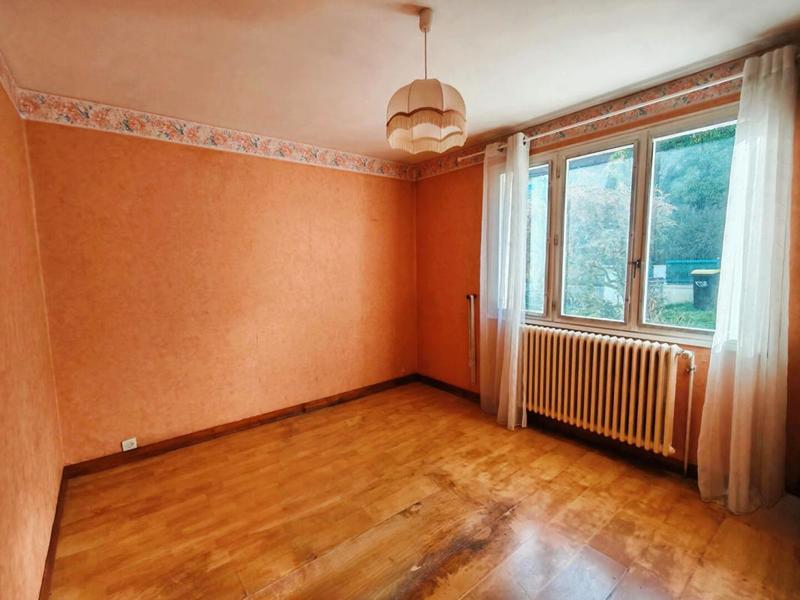 Maison - 89 m² - 5 pièces