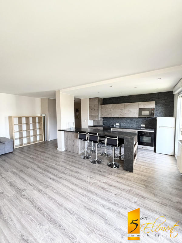 Appartement - 75 m² - 3 pièces