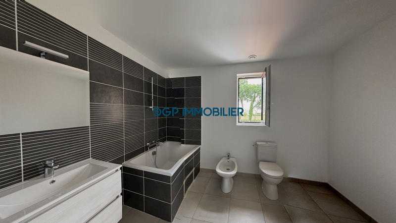 Villa - 107 m² - 4 pièces