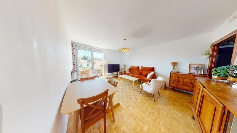 Appartement - 70 m² - 4 pièces