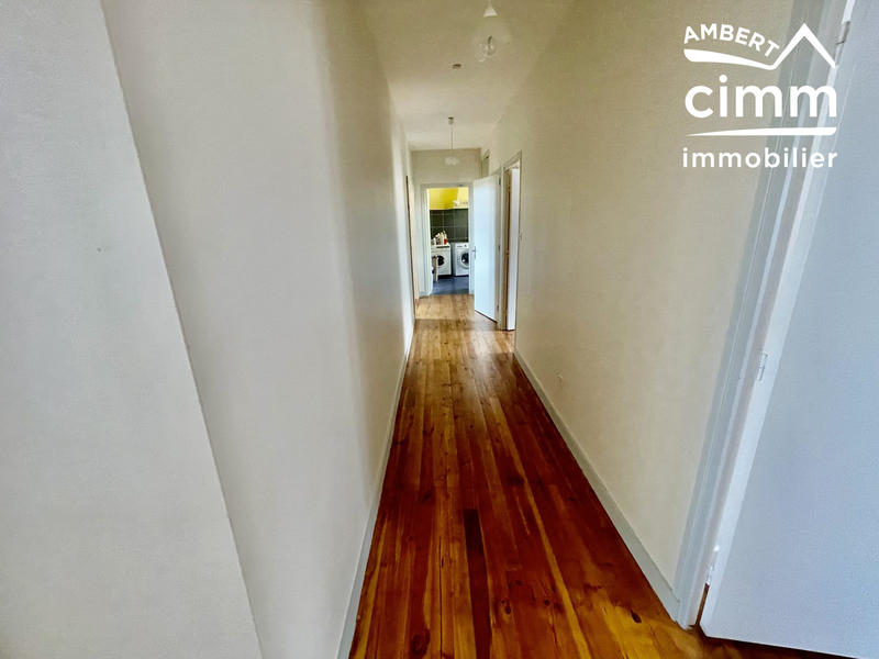 Maison - 209 m² - 8 pièces