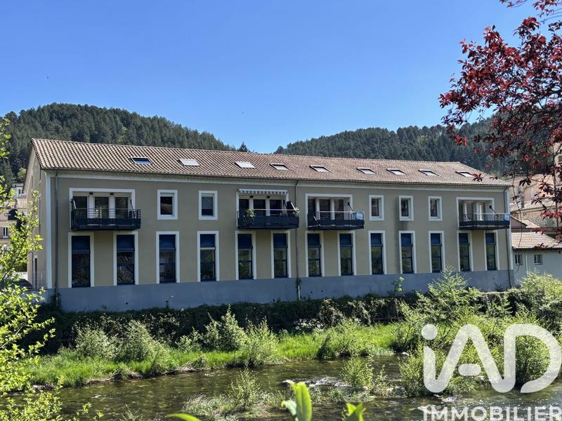 Appartement - 183 m² - 6 pièces