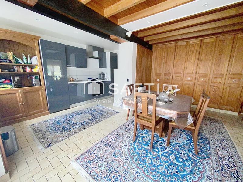 Maison - 160 m² - 7 pièces