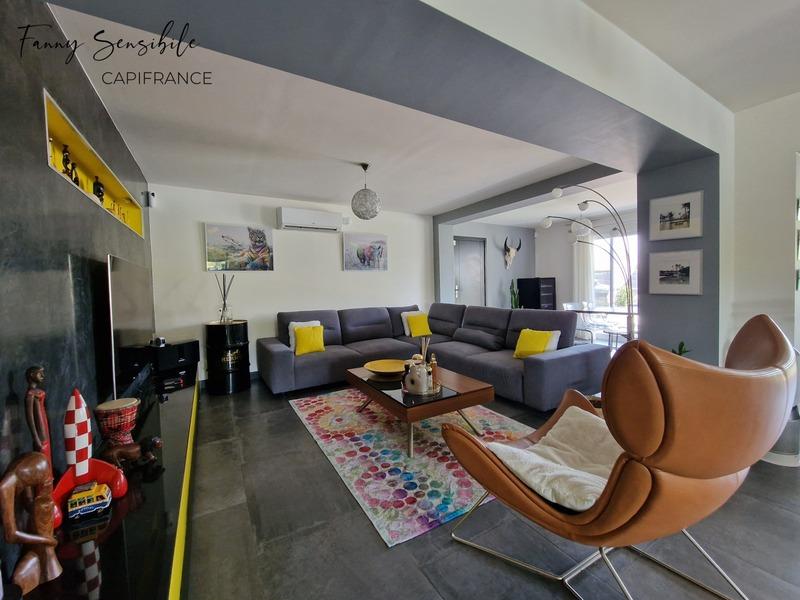 Maison - 140 m² - 5 pièces