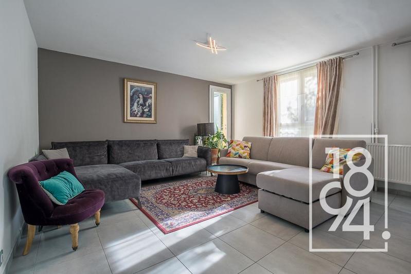 Appartement - 83 m² - 3 pièces