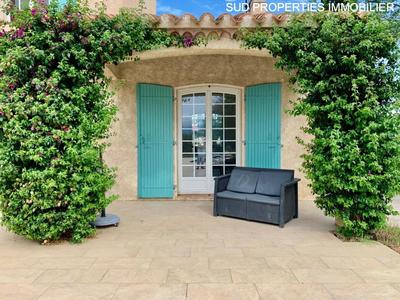 Villa - 207 m² - 7 pièces