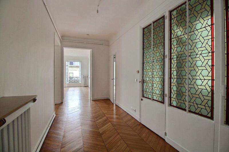 Appartement - 150 m² - 5 pièces