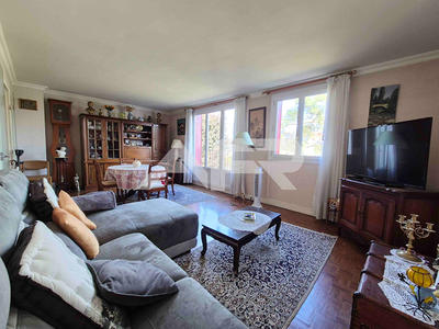 Appartement - 82 m² - 5 pièces