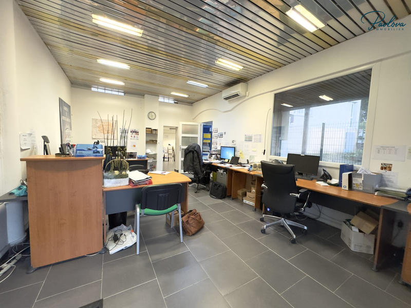 Fonds de commerce - 97 m²