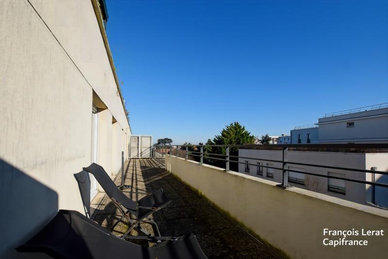 Appartement - 90 m² - 5 pièces