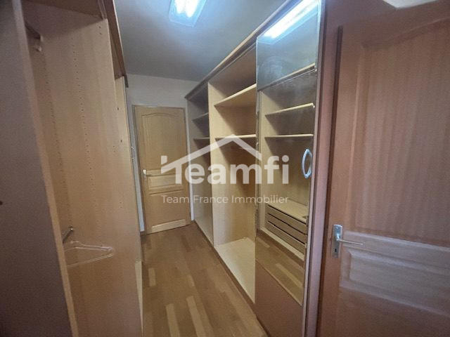 Maison - 139 m² - 5 pièces