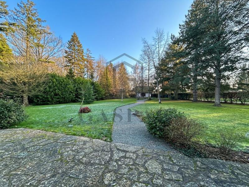 Maison - 165 m² - 6 pièces