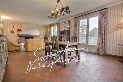 Maison - 137 m² - 4 pièces