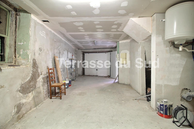 Immeuble - 84 m² - 5 pièces