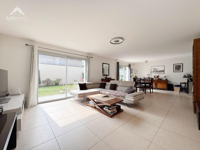 Maison - 125 m² - 5 pièces