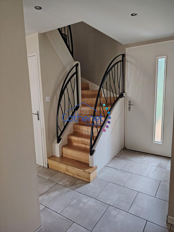 Maison - 90 m² - 4 pièces