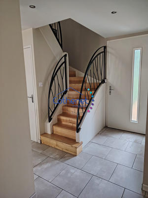Maison - 90 m² - 4 pièces