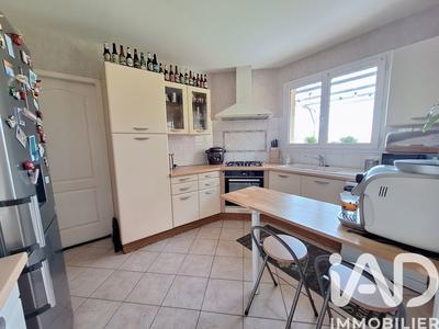 Maison - 108 m² - 4 pièces