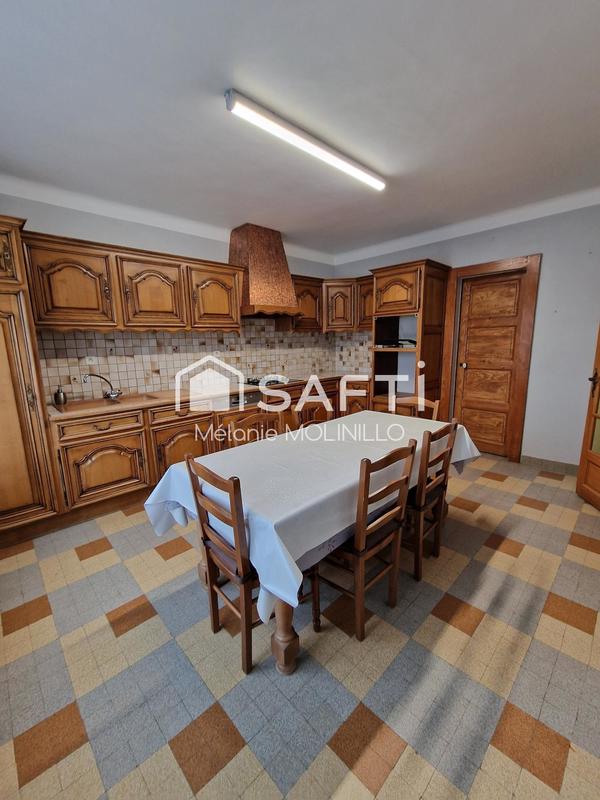 Maison - 130 m² - 6 pièces