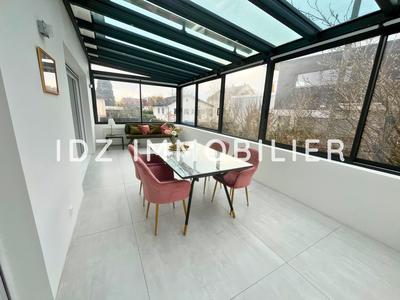 Maison - 185 m² - 4 pièces