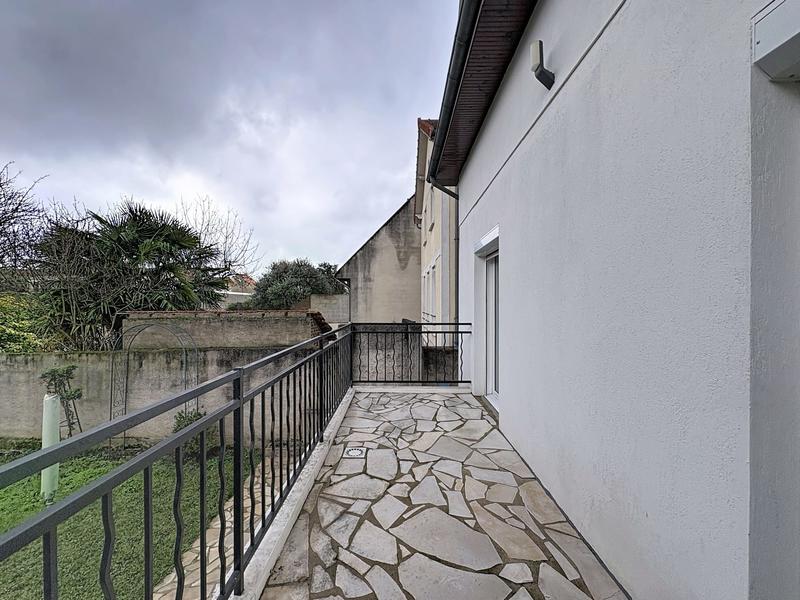 Maison - 130 m² - 5 pièces