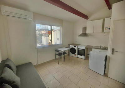 Studio - 12 m² - 1 pièce