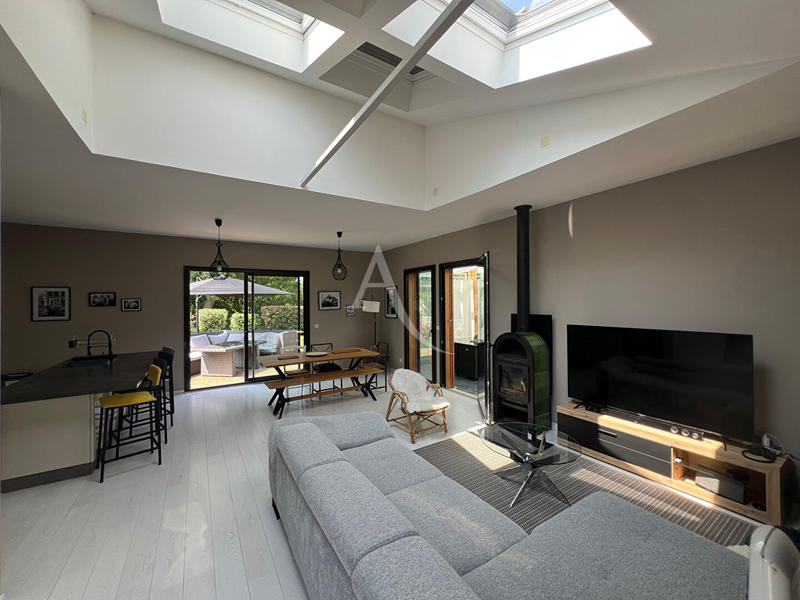 Maison - 134 m² - 6 pièces