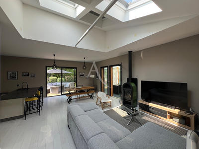 Maison - 134 m² - 6 pièces