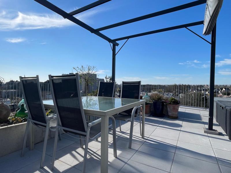 Appartement - 104 m² - 4 pièces