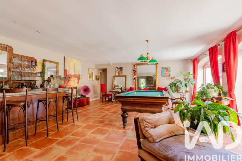 Maison de campagne - 480 m² - 14 pièces