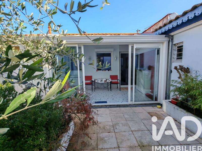 Maison - 95 m² - 4 pièces