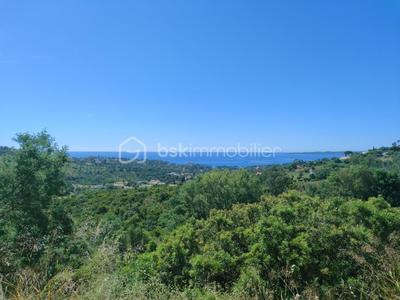 Villa - 251 m² - 8 pièces