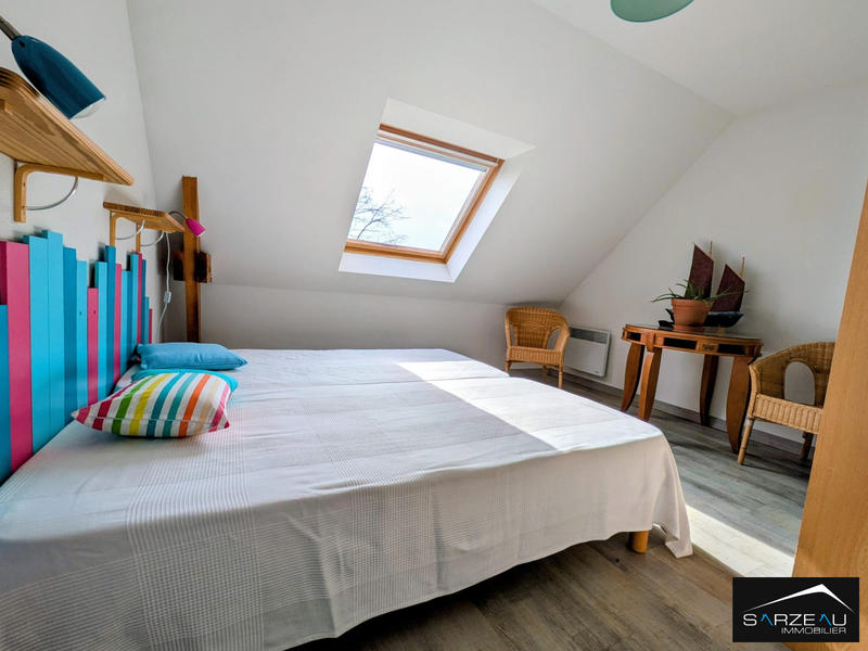 Maison - 92 m² - 6 pièces