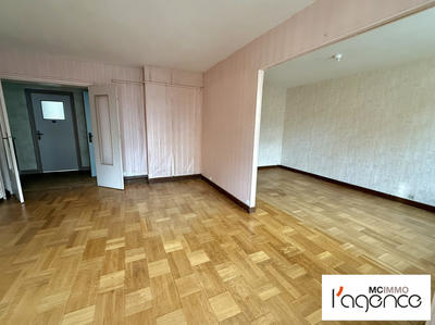Appartement - 96 m² - 3 pièces