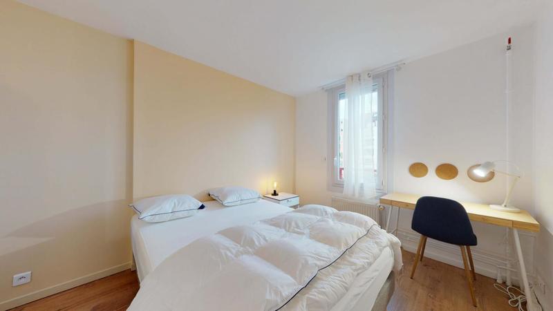 Appartement - 125 m² - 6 pièces