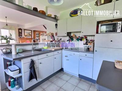 Maison - 130 m² - 7 pièces
