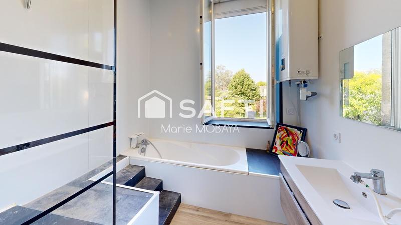 Appartement - 85 m² - 3 pièces