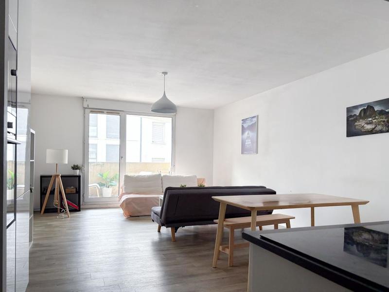 Appartement - 82 m² - 5 pièces