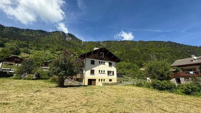 Maison - 167 m² - 8 pièces