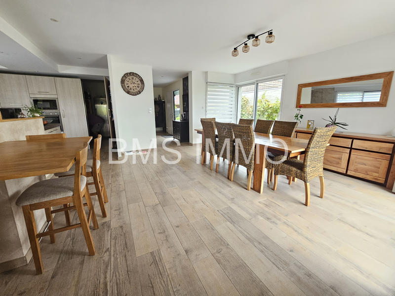 Maison - 165 m² - 5 pièces